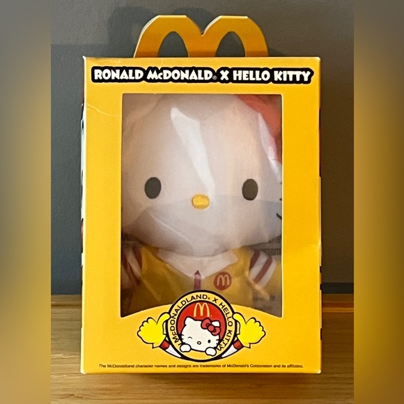 Hello Kitty x MacDonald Limited Edition Plush - Picture 2 of 3